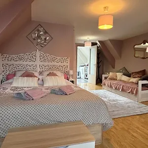 Le Grenier De Charme Centre Historique Dinan